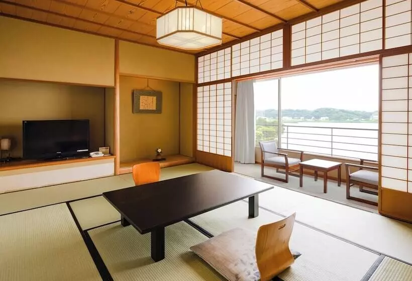 اتاق استاندارد با چشم‌انداز دریاچه, Apa Hotel & Resort Kaga Katayamazu Onsen Kasuikyo
