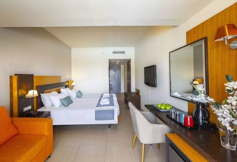 ガーデンビューファミリールーム, Leonardo Kolymbia Resort Rhodes