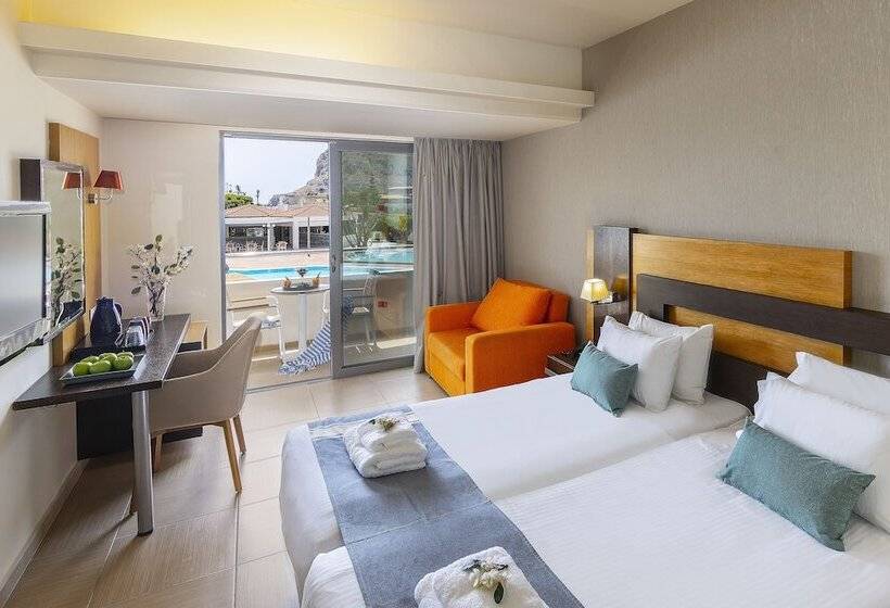 غرفة قياسية مطلّة علي حمام السباحة, Leonardo Kolymbia Resort Rhodes