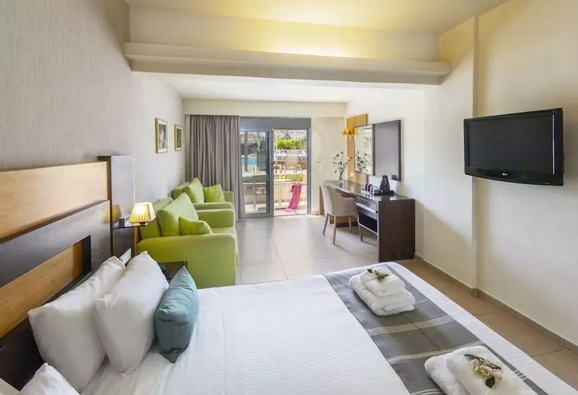 プールビューファミリールーム, Leonardo Kolymbia Resort Rhodes