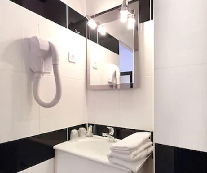 اتاق استاندارد یک نفره, Luxelthe