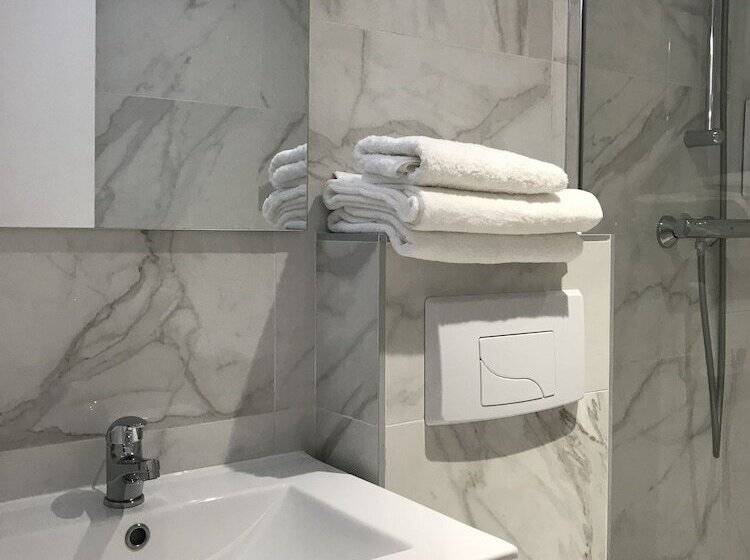 اتاق استاندارد, Luxelthe