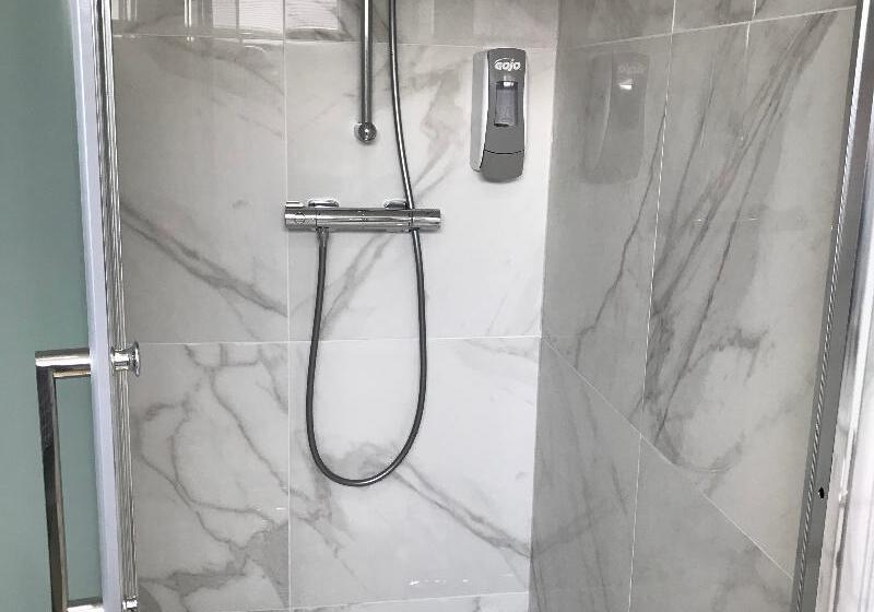 اتاق استاندارد, Luxelthe