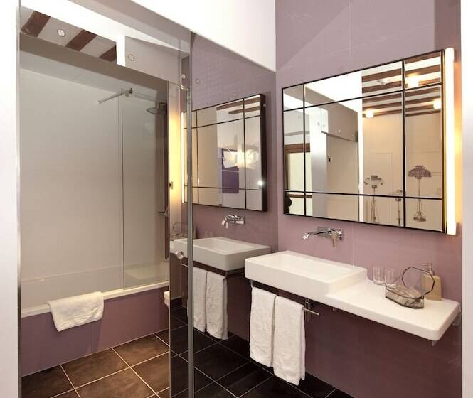 اتاق خانوادگی, Posada Del Leon De Oro Boutique