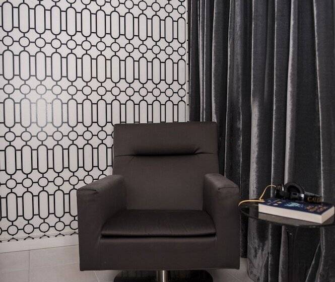 اتاق خانوادگی, Posada Del Leon De Oro Boutique