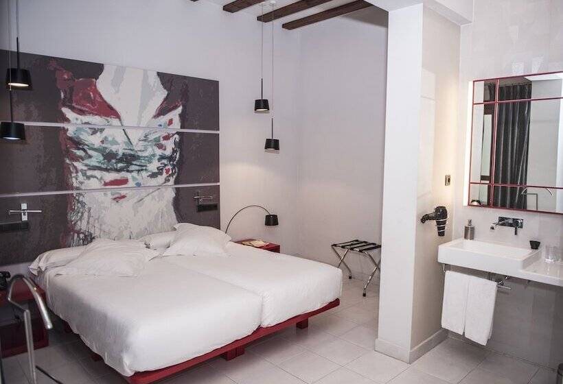 اتاق خانوادگی, Posada Del Leon De Oro Boutique