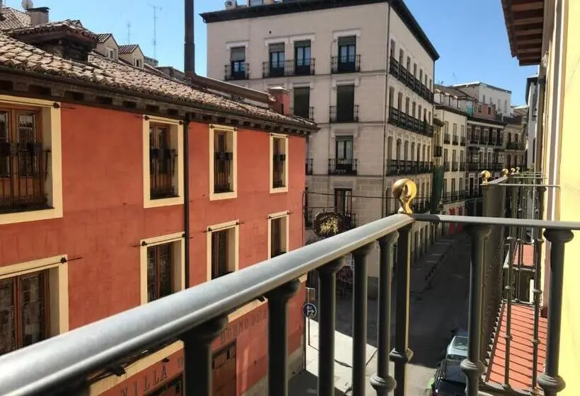 اتاق استاندارد با بالکن, Posada Del Leon De Oro Boutique