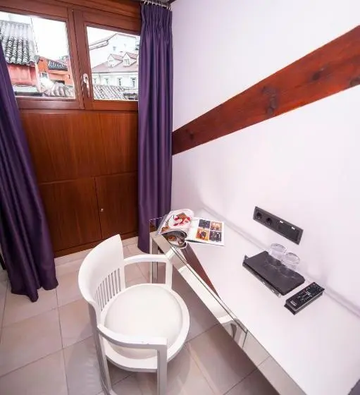 اتاق پنت هاوس, Posada Del Leon De Oro Boutique