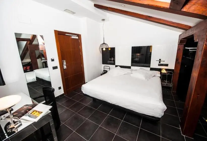 اتاق پنت هاوس, Posada Del Leon De Oro Boutique