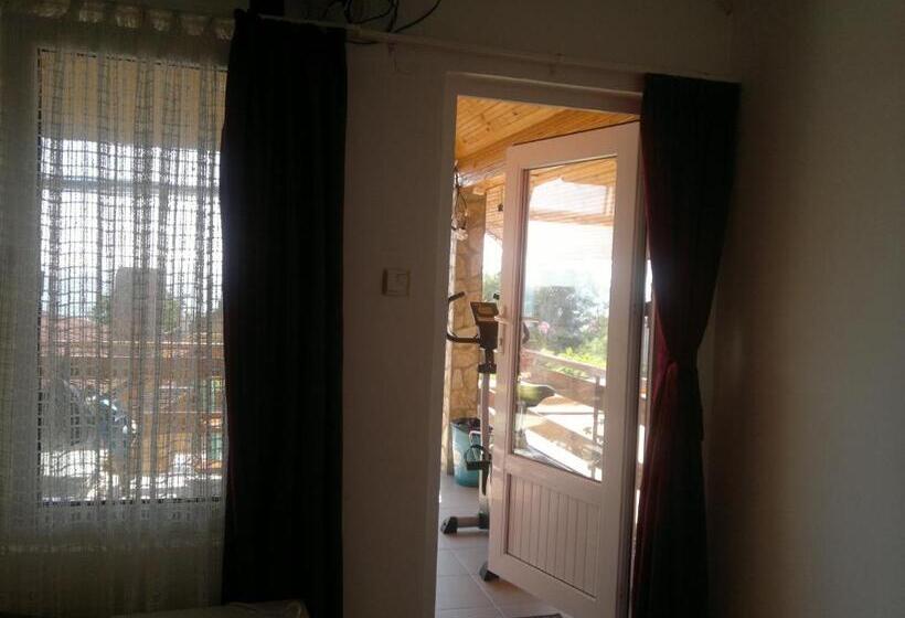 חדר סופריור לשלושה עם נוף לים, Poseidon