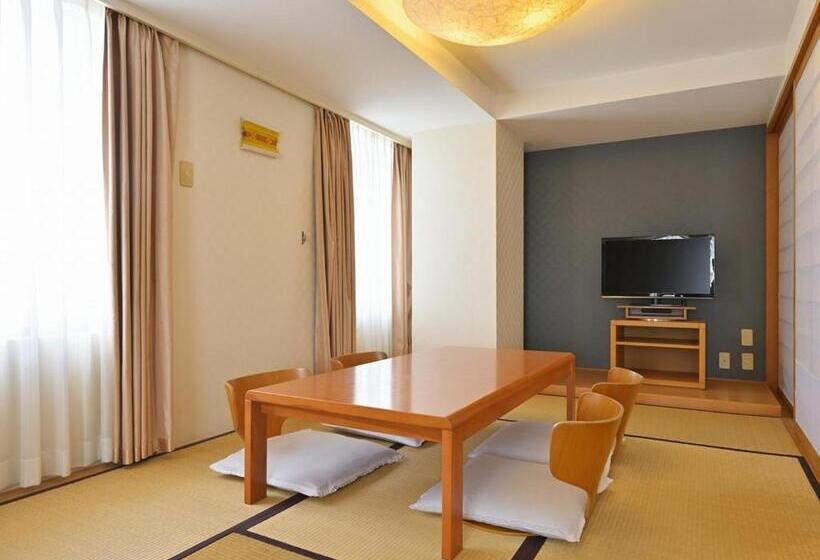 غرفة عائلية, Sun Okinawa