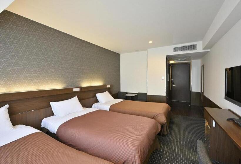 غرفة قياسية ثلاثية, Sun Okinawa