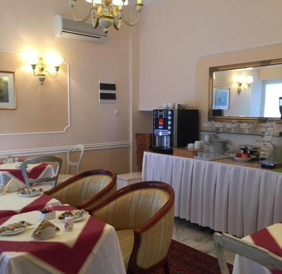 バルコニーつきオーシャンビュースーペリアルーム, Villa Triana Adults Only