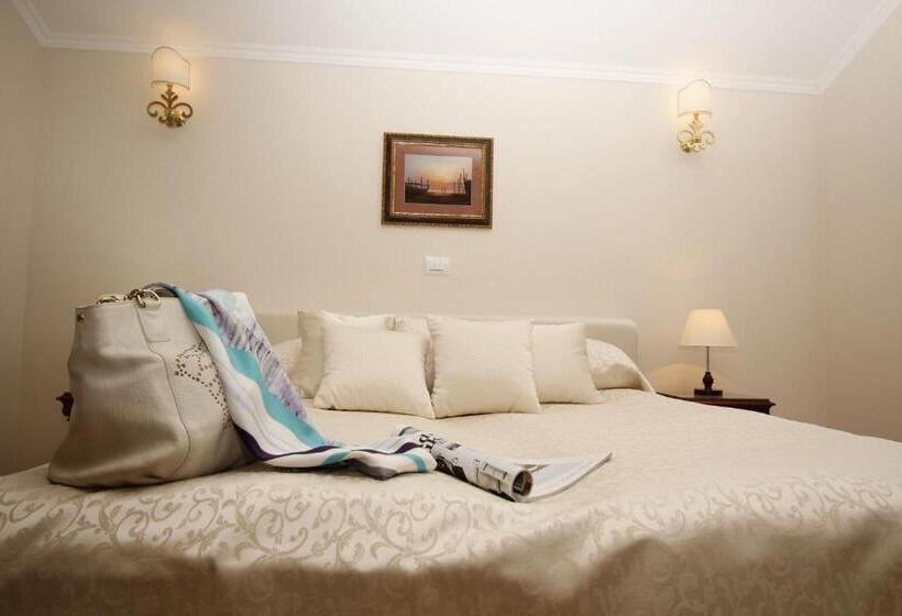 オーシャンビュースイート, Villa Triana Adults Only