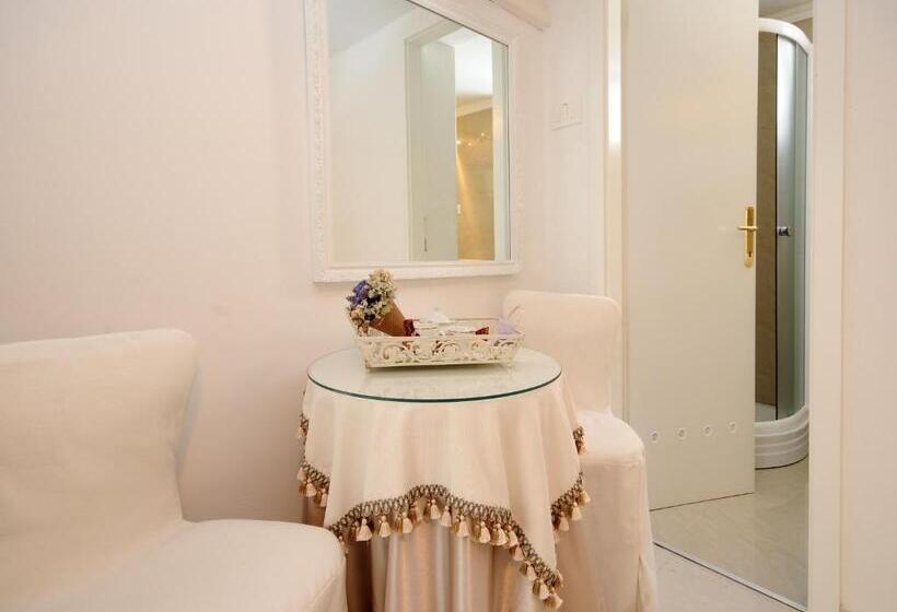 اتاق استاندارد, Villa Triana Adults Only