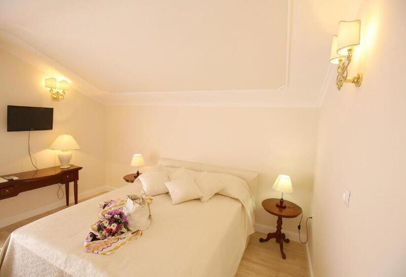 اتاق سوپریور با چشم‌انداز دریا و بالکن, Villa Triana Adults Only