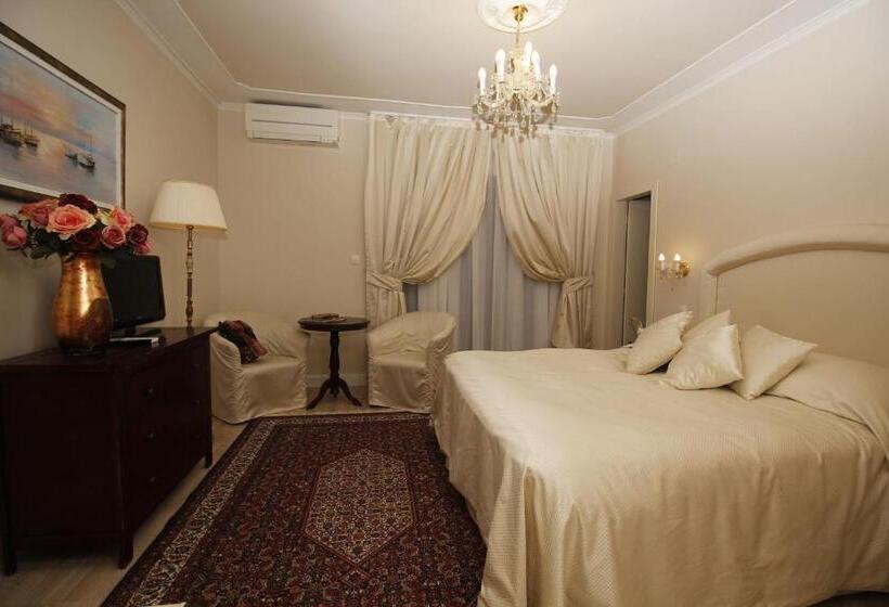 اتاق سوپریور با چشم‌انداز دریا و بالکن, Villa Triana Adults Only