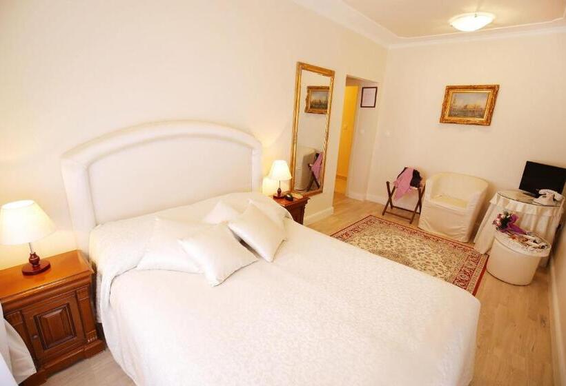 バルコニー付きスタンダードルーム, Villa Triana Adults Only