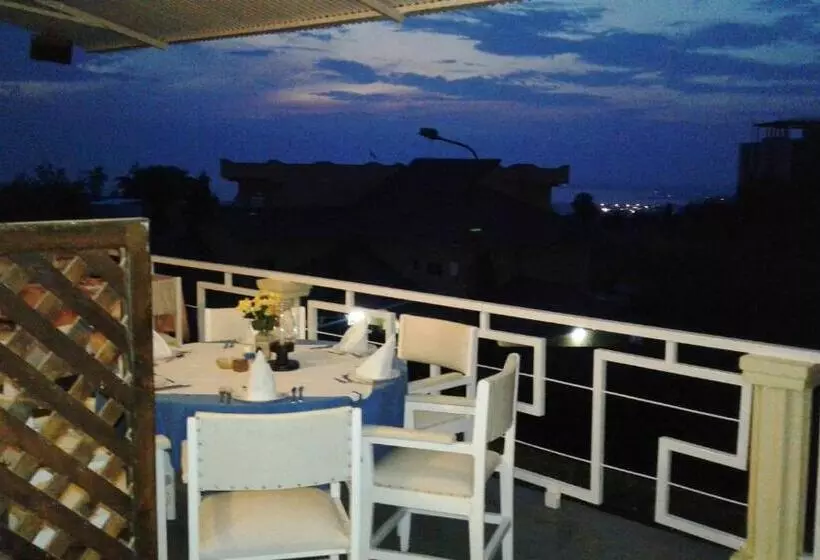 1 Bedroom Apartment Lake View, Valia Apartments In Kiriri With Panoramic View