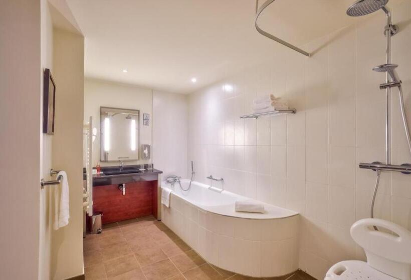 إستوديو قياسى, Clarion Paris Cdg Airport