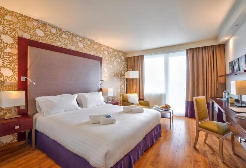 Студия Стандарт, Clarion Paris Cdg Airport