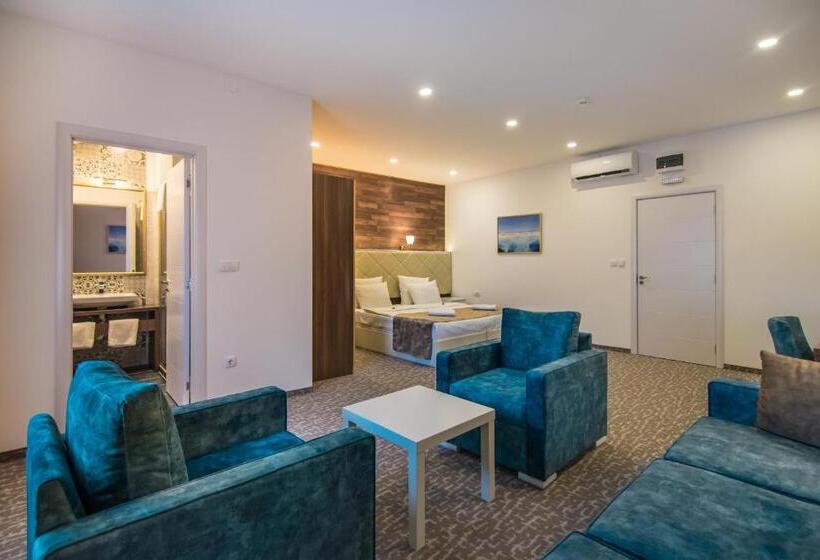 سوییت خانوادگی, Luxury Rooms Skadarlija