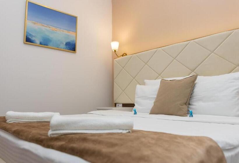 اتاق اکونومی, Luxury Rooms Skadarlija