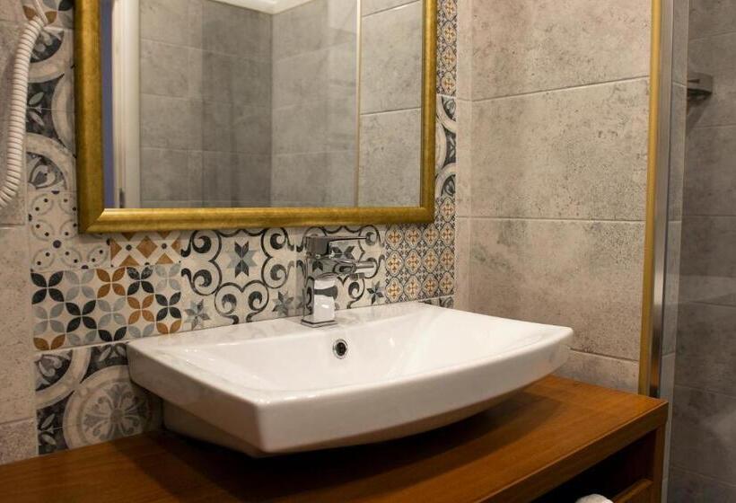 اتاق اکونومی, Luxury Rooms Skadarlija