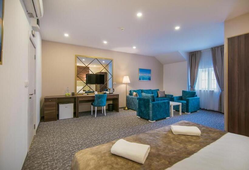 سوییت خانوادگی, Luxury Rooms Skadarlija