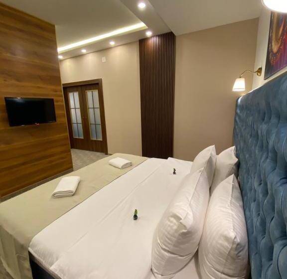 سوییت جونیور, Luxury Rooms Skadarlija