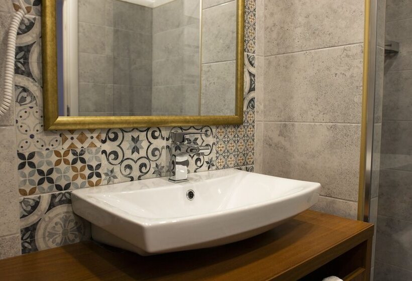اتاق اکونومی, Luxury Rooms Skadarlija