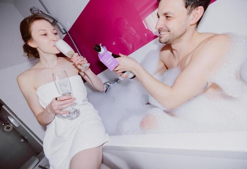 Апартаменты 1 Спальня, Metropol Hotel Katowice
