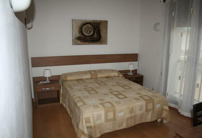 スタンダードルーム, Alojamiento Ubaldo Nieto