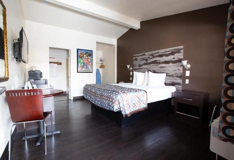 Pokój Standard Łóżko King Size, Anaheim Discovery Inn And Suites