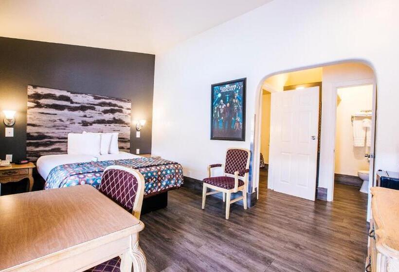 جناح عائلي غرفتين نوم, Anaheim Discovery Inn And Suites