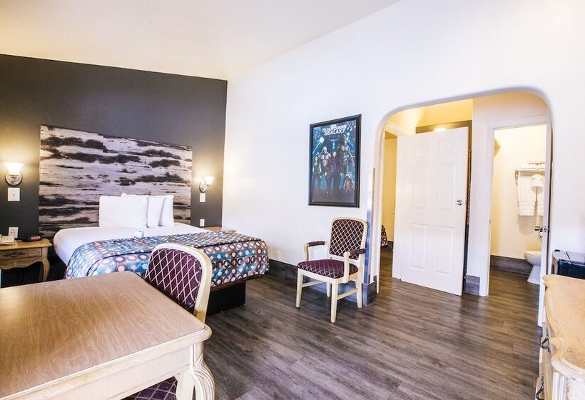 Suite Rodzinny 2 Sypialnie, Anaheim Discovery Inn And Suites