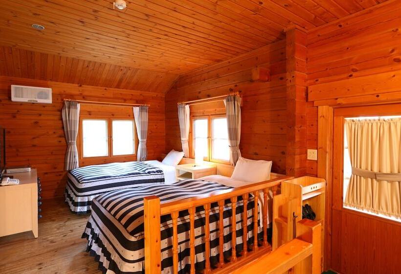 スタンダードルーム, Motoyu Kosenkaku