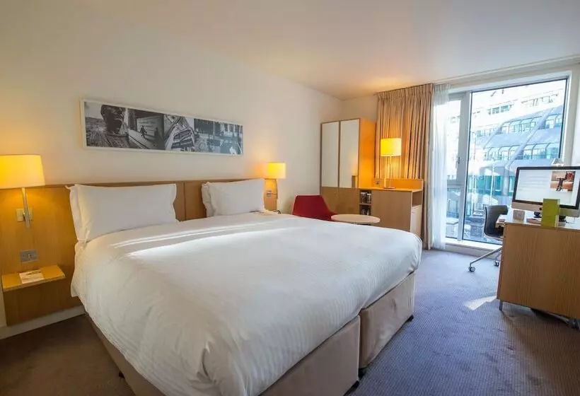 デラックスルーム, Doubletree By Hilton Hotel London  Tower Of London