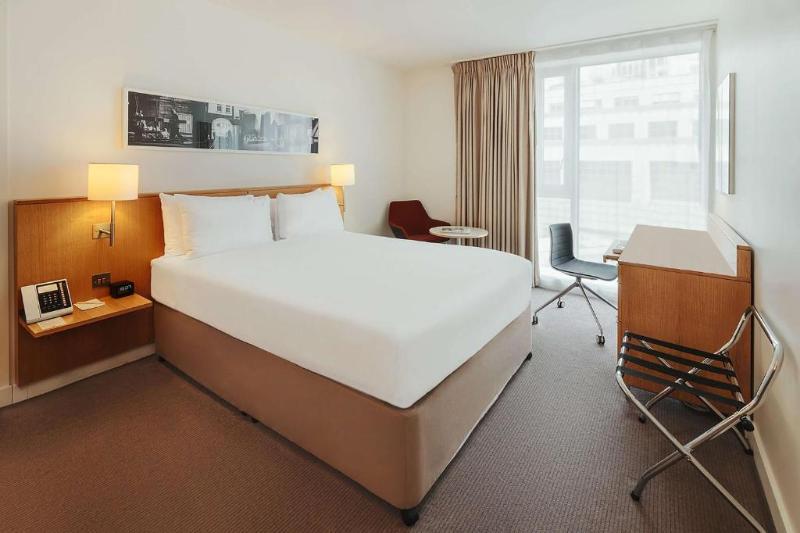 スタンダードルーム, Doubletree By Hilton Hotel London  Tower Of London