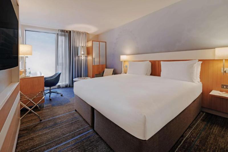 Номер Executive Кровать Кинг, Doubletree By Hilton Hotel London  Tower Of London
