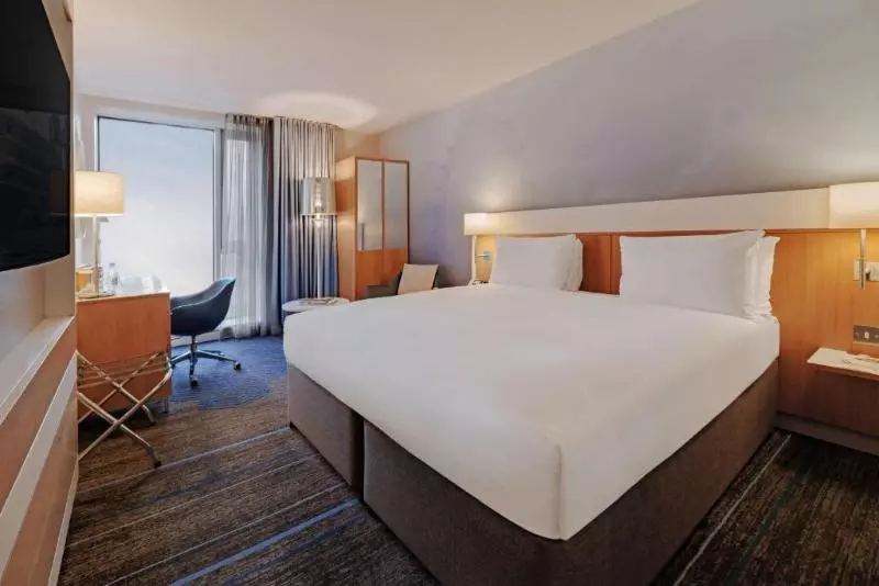 キングサイズベッドのエクゼクティブルーム, Doubletree By Hilton Hotel London  Tower Of London
