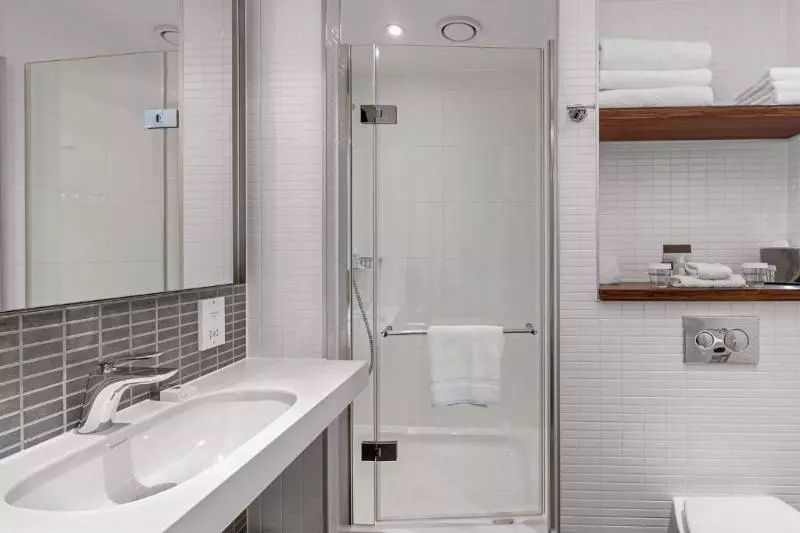 キングサイズベッドのエクゼクティブルーム, Doubletree By Hilton Hotel London  Tower Of London
