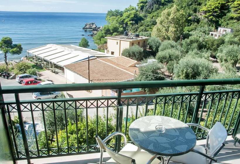 Номер Стандарт Вид на Море, Glyfada Beach