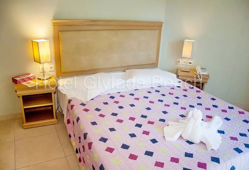Standard Yhden Hengen Huone, Glyfada Beach
