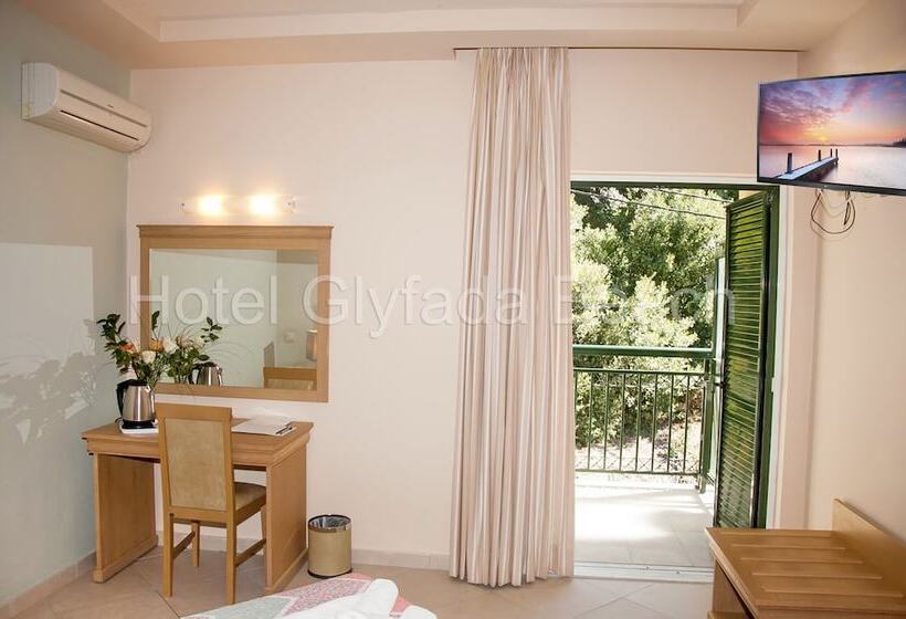 Номер Стандарт Индивидуальный, Glyfada Beach