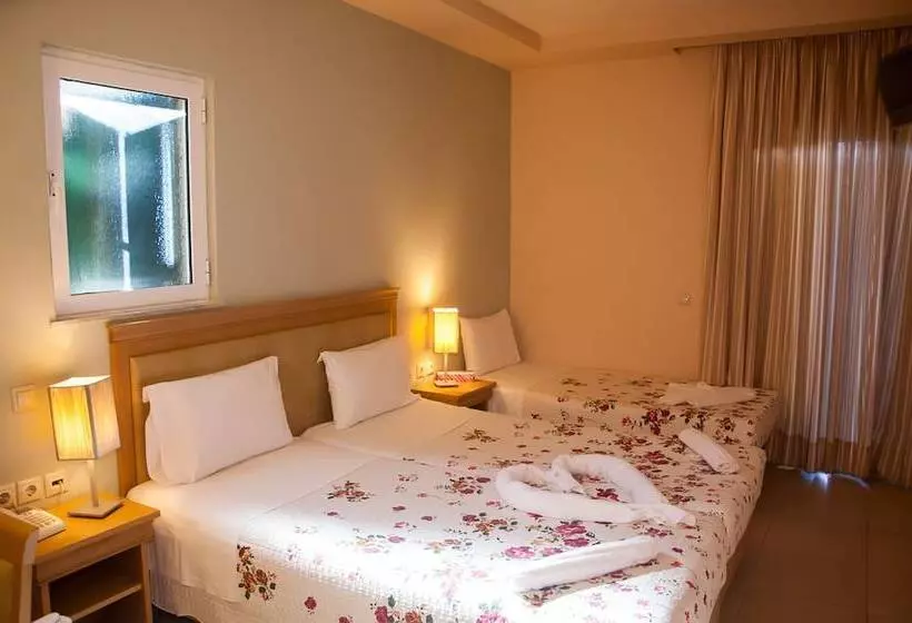 Standard-huone Pohjakerros, Glyfada Beach