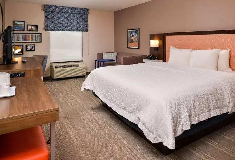 スイート, Hampton Inn Emporia