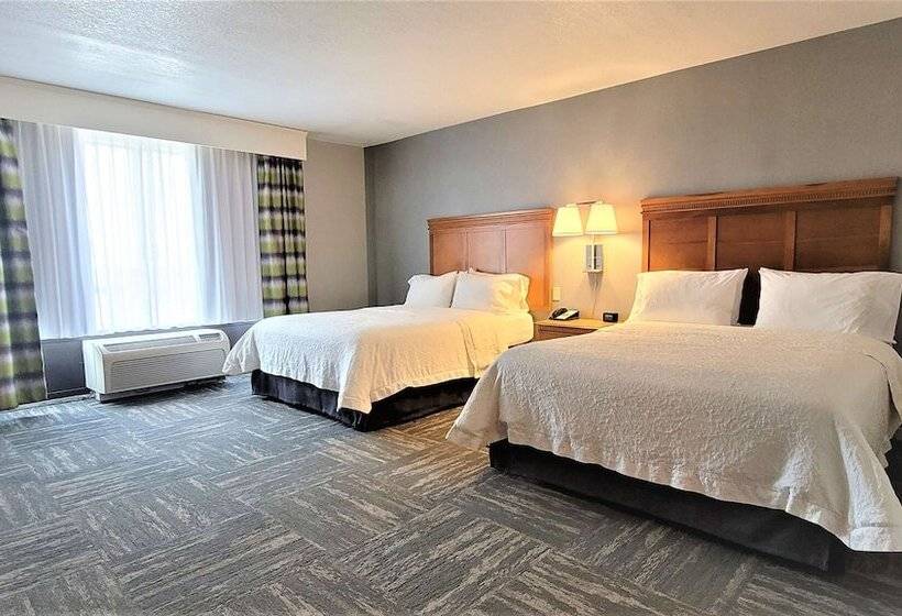 غرفة قياسية, Hampton Inn Haysnorth Of I70