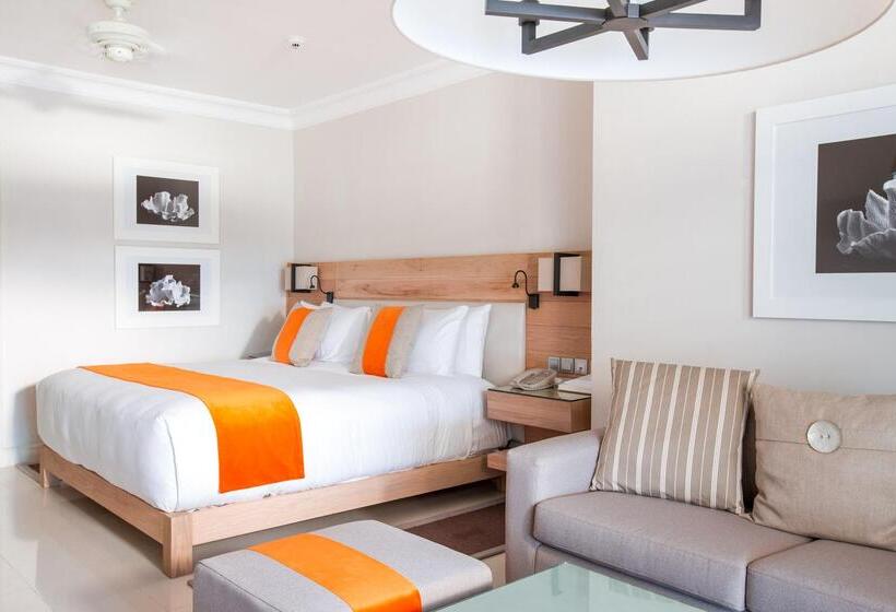 سوئیت جونیور با چشم‌انداز, Lux Belle Mare Resort & Villas