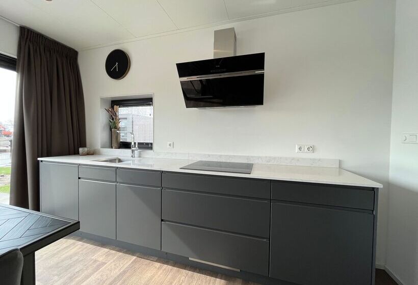 プールビュージュニアスイート, Lux Belle Mare Resort & Villas